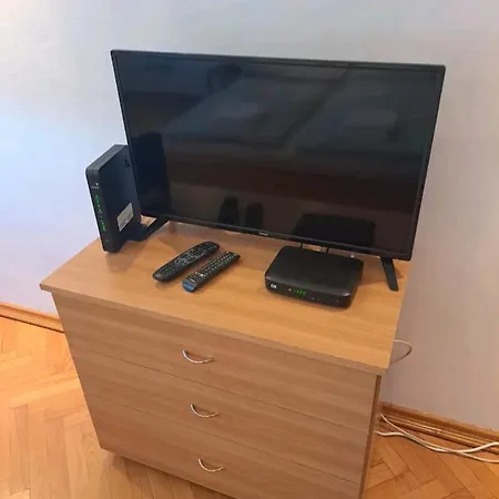 2001 Stari Grad Apartamento *